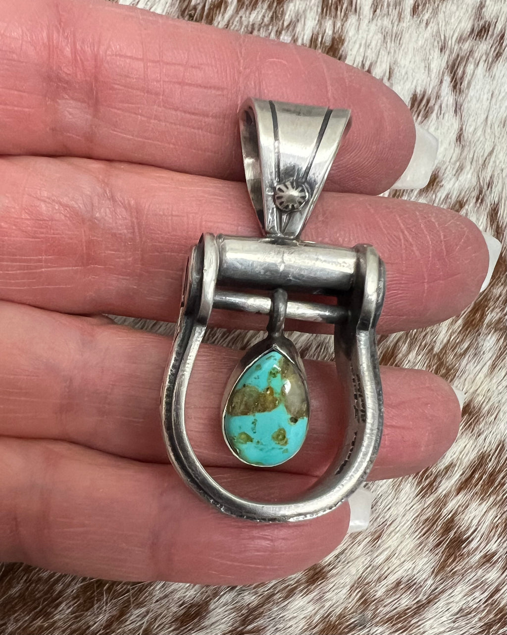 Stirrup Pendant-S