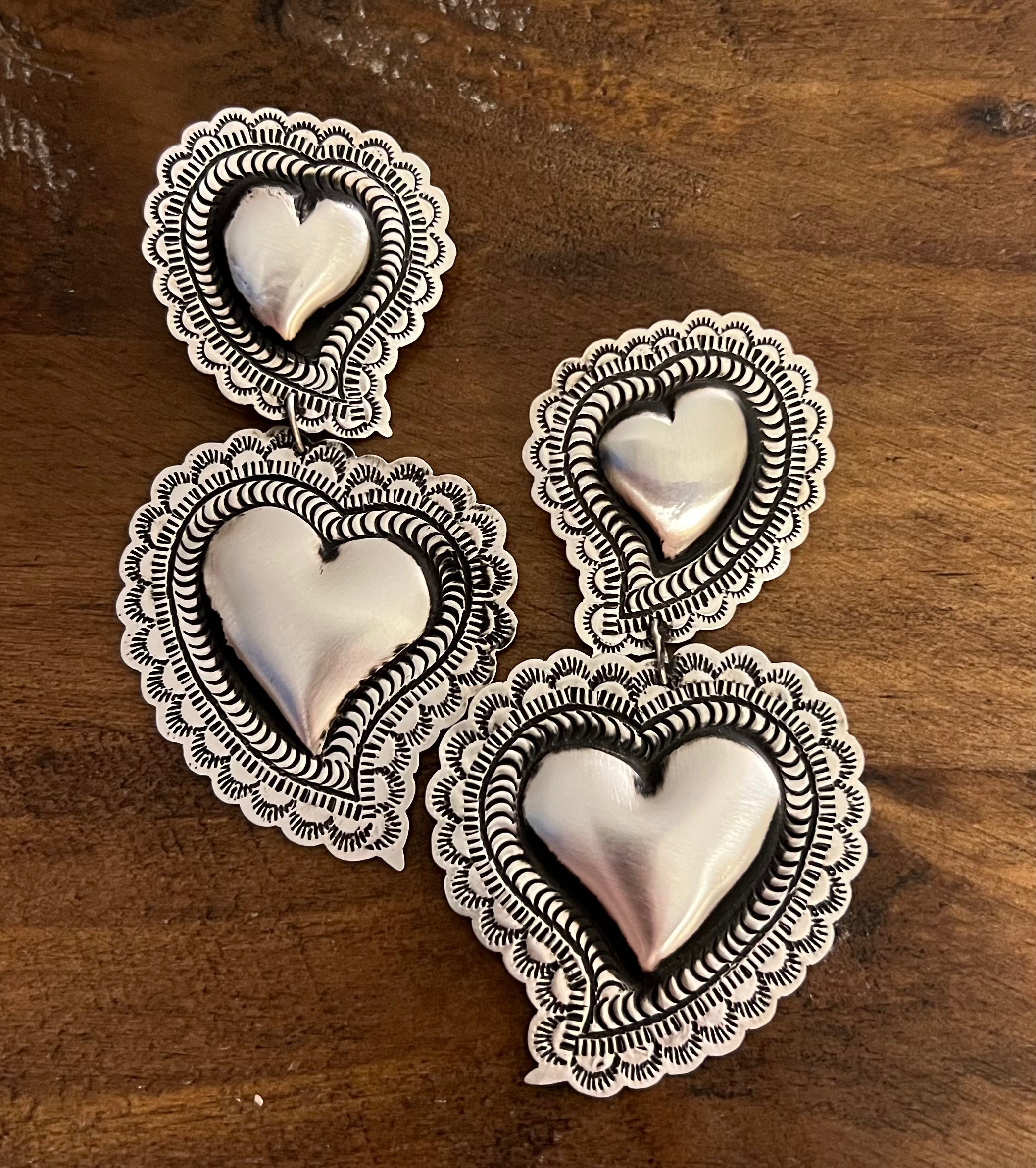 Double Heart Concho Earrings-L
