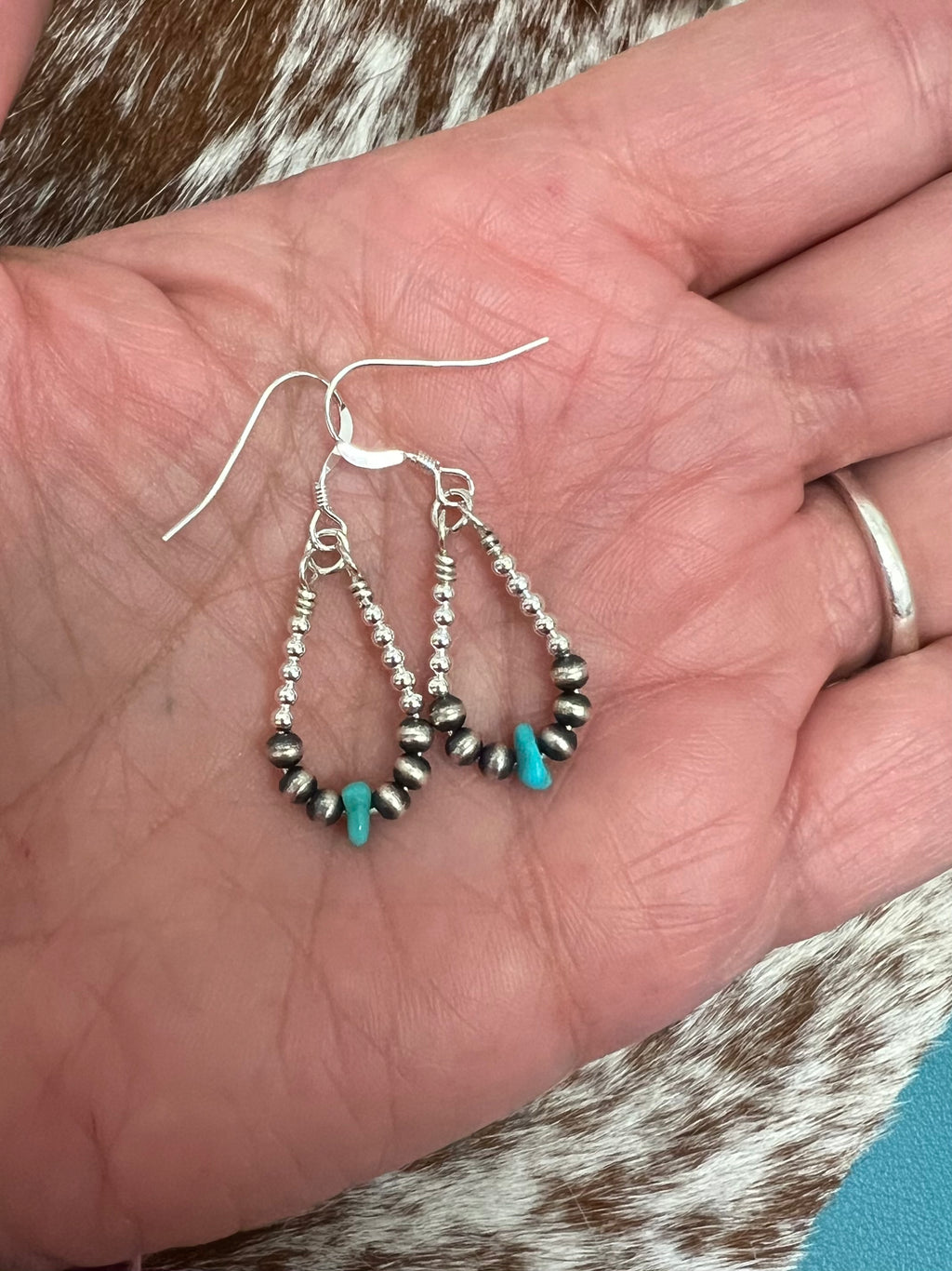 Navajo Pearl Earrings