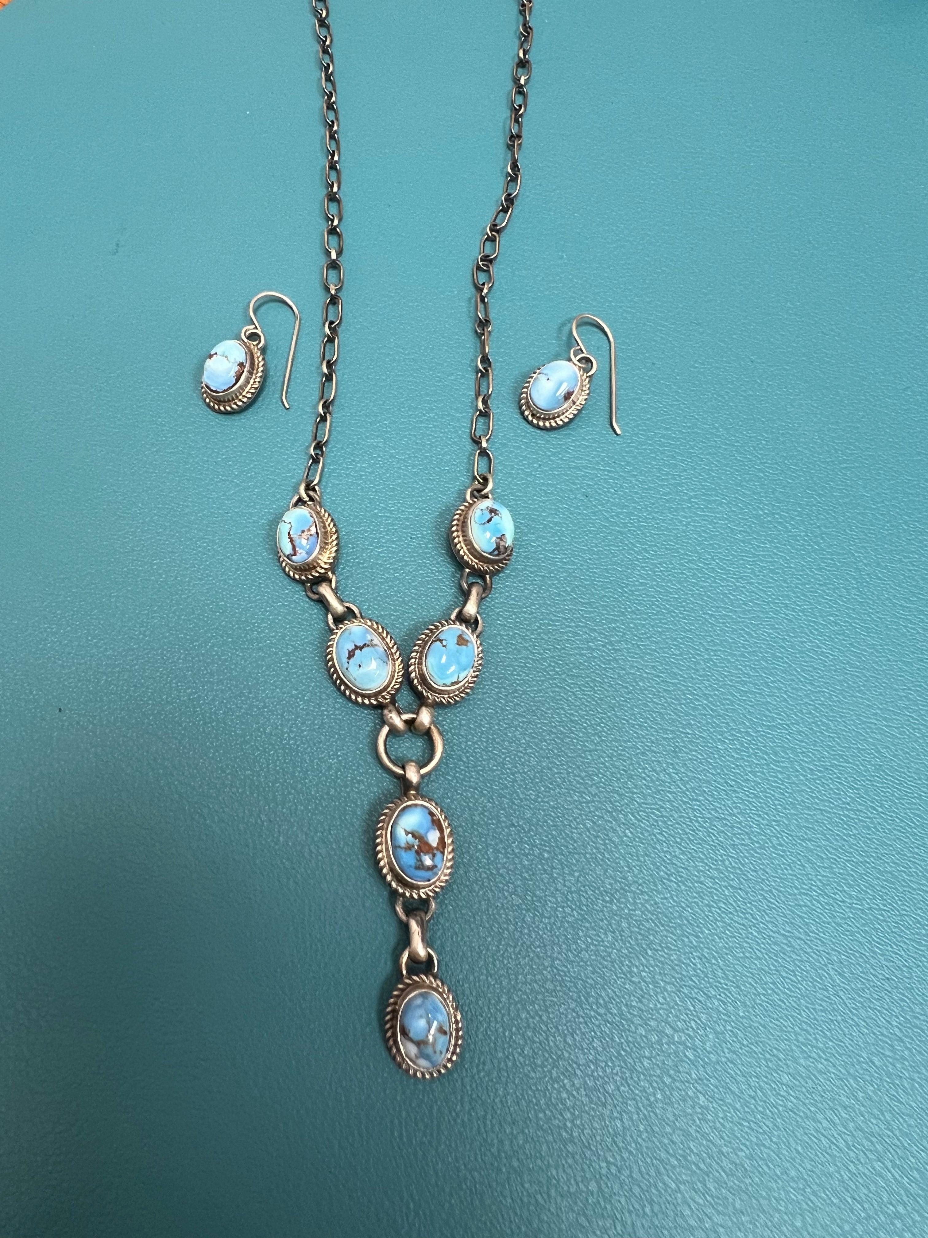 Mini Lariat