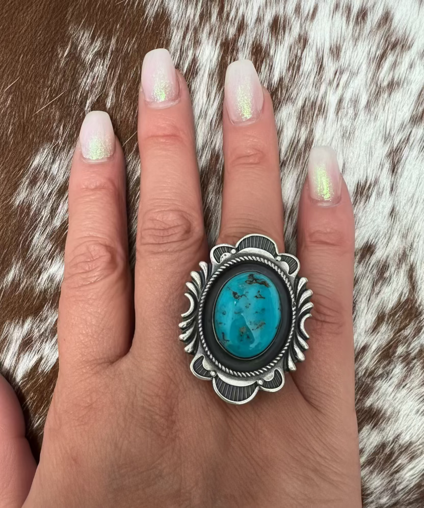 Oval Ring