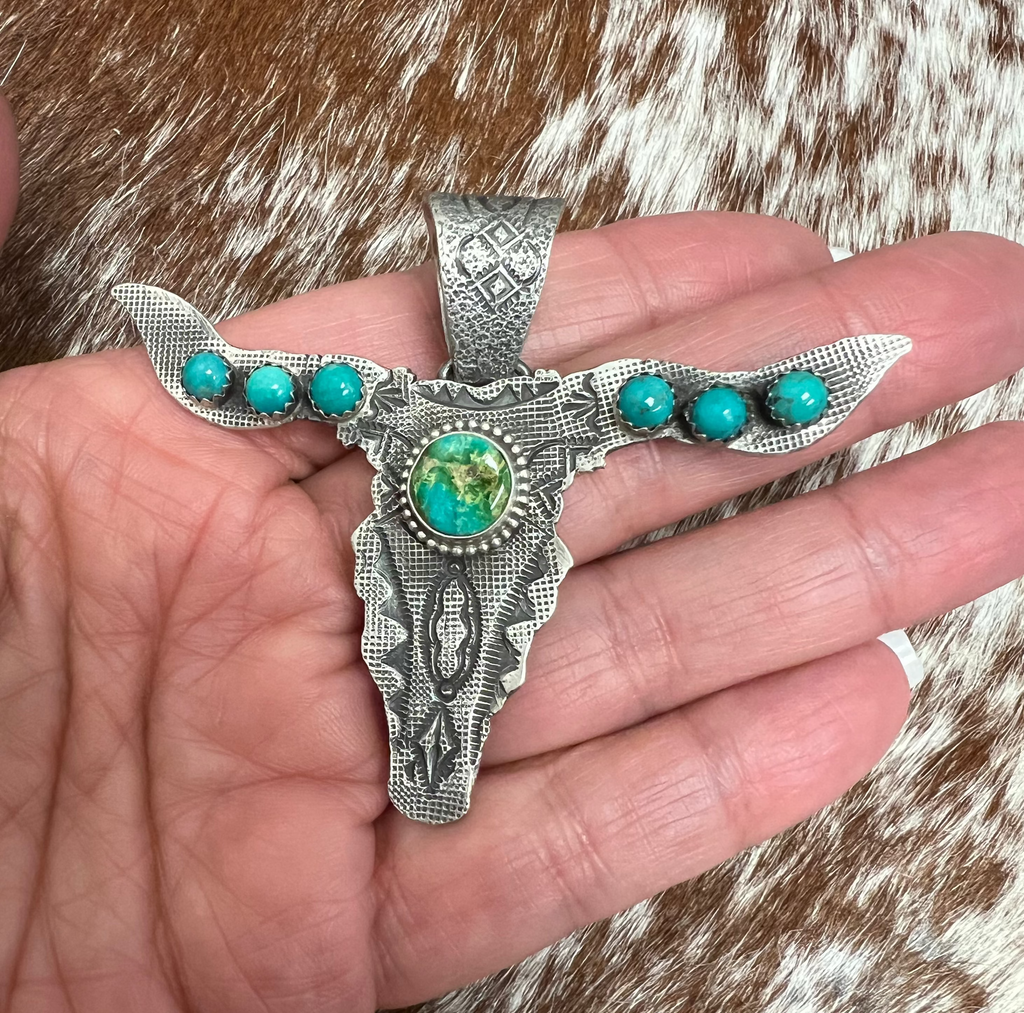 Longhorn Pendant