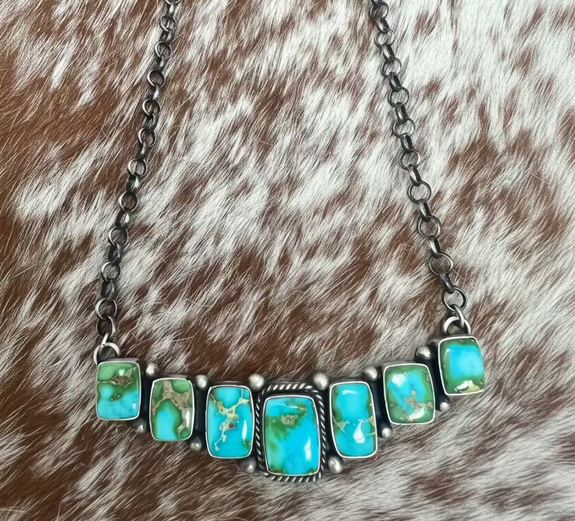 Bar-7 Necklace