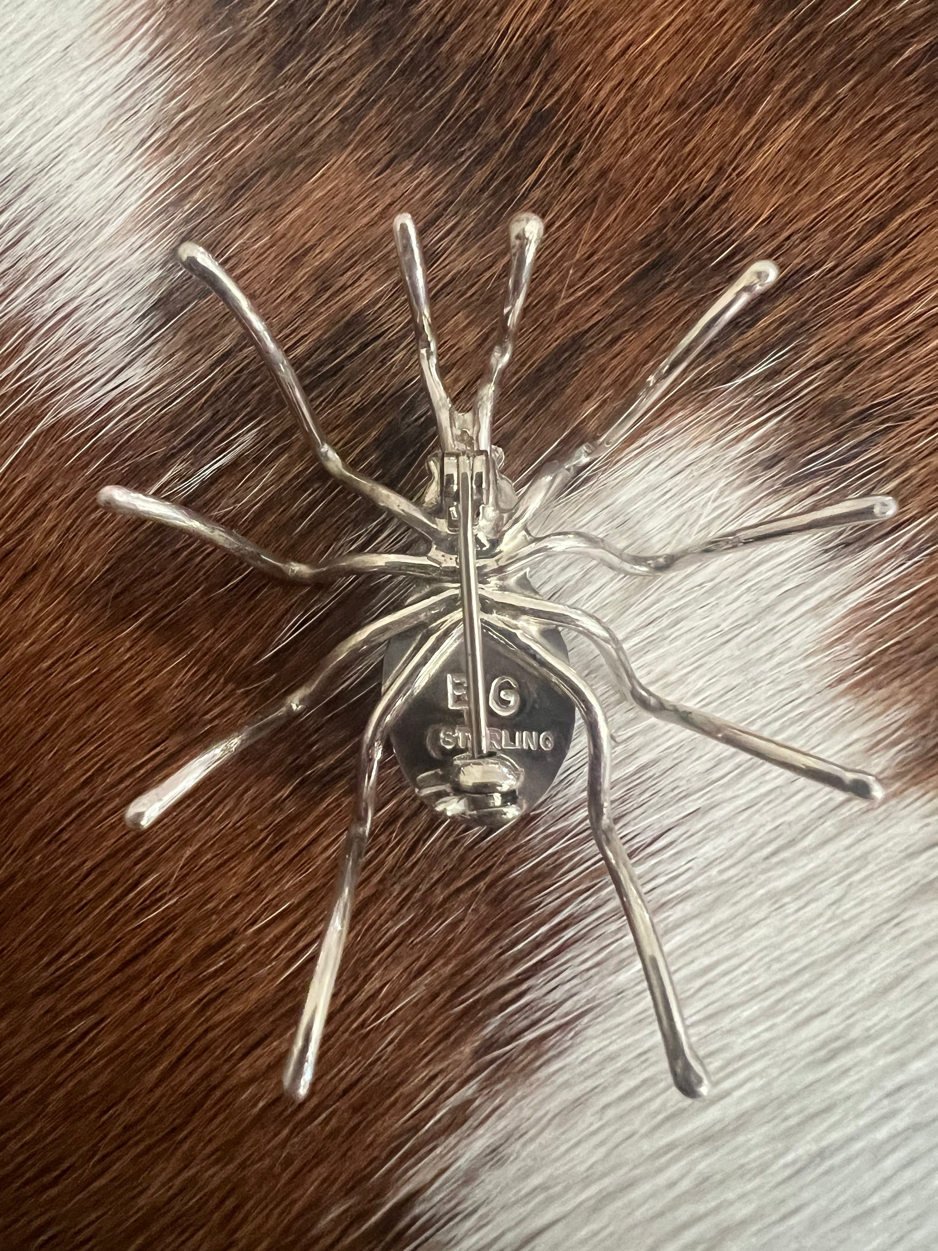 Spider Pin-1