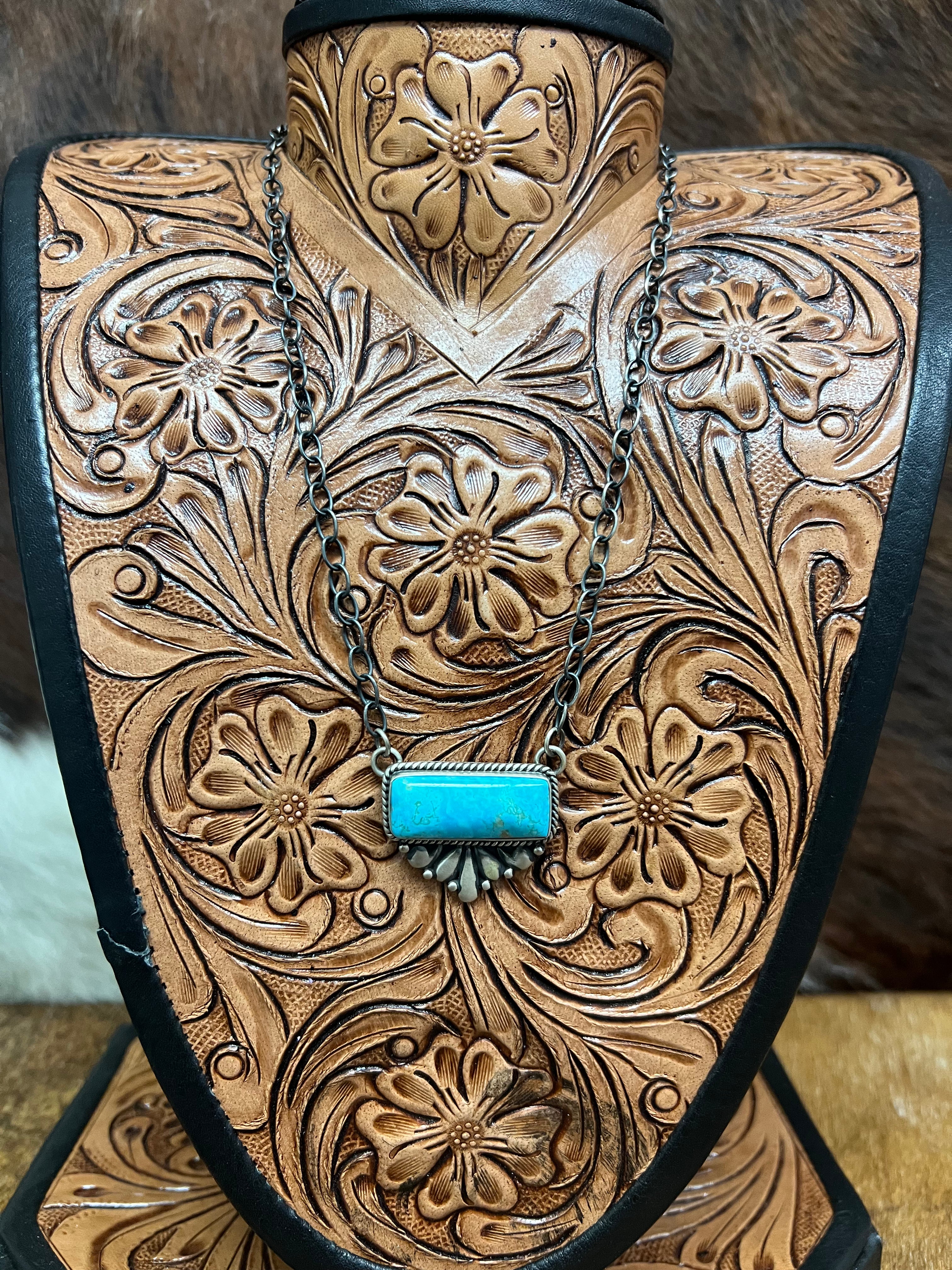 Bar Necklace-K