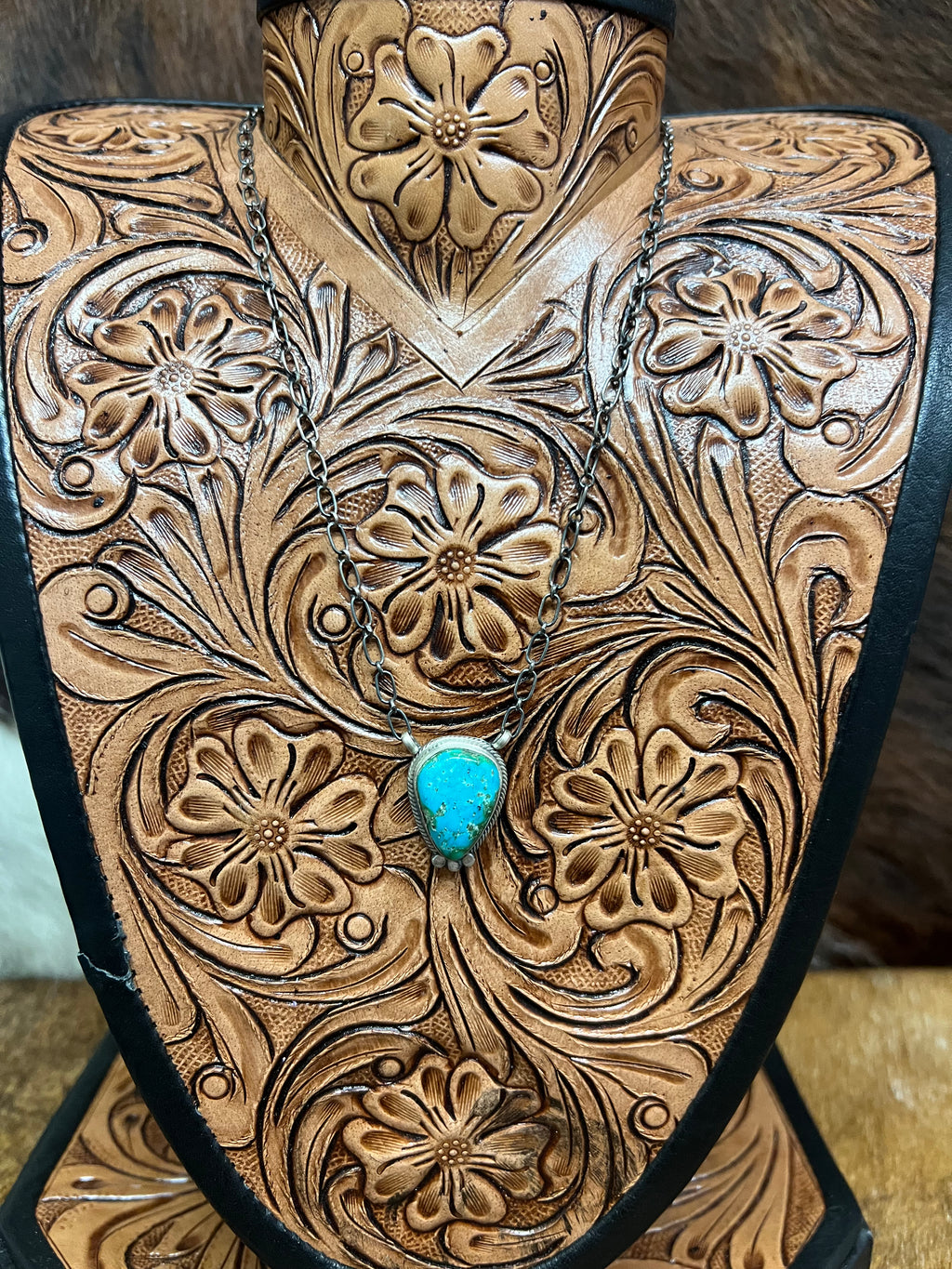 Bar Necklace-T