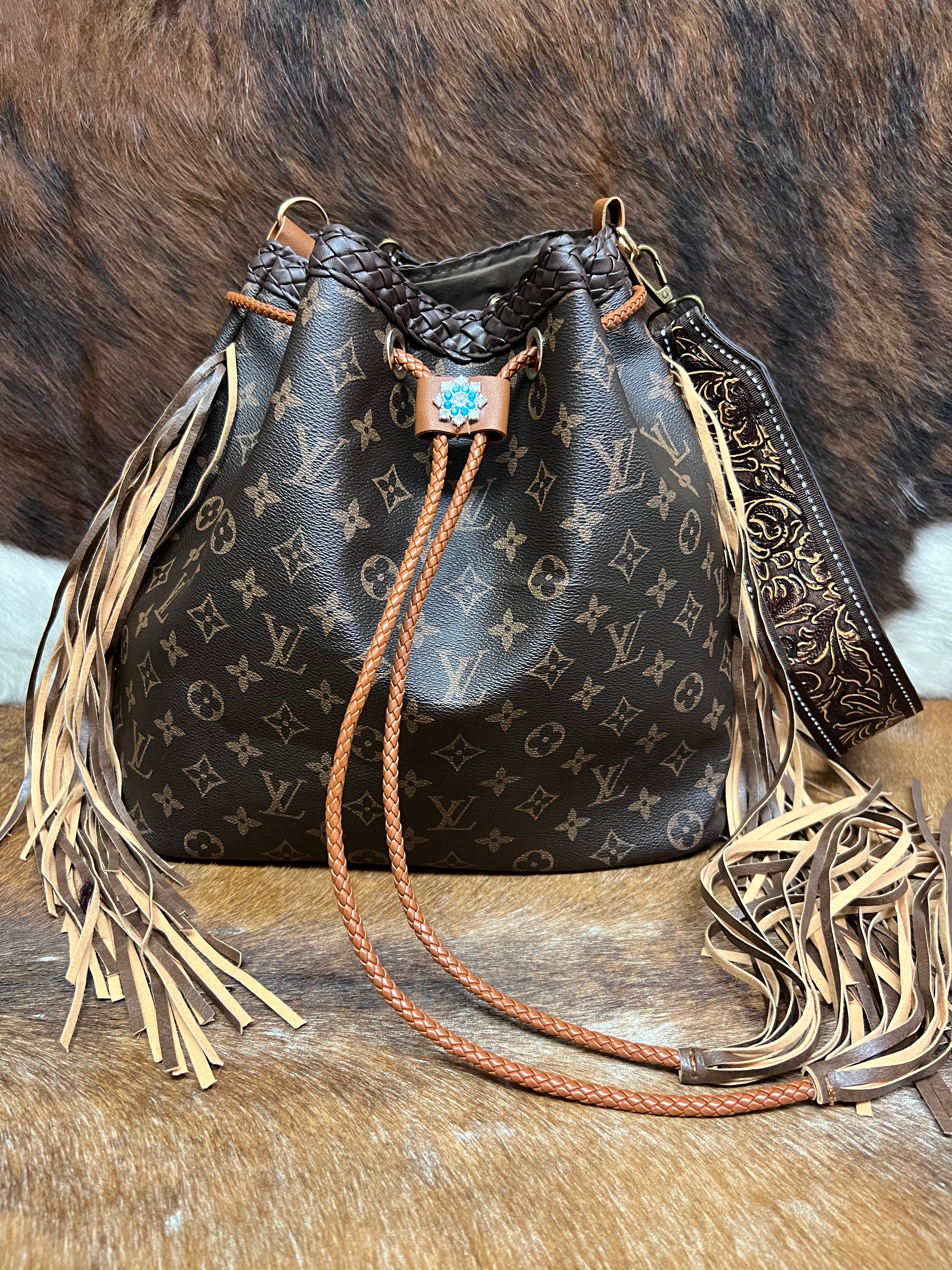 Bucket Bag-1