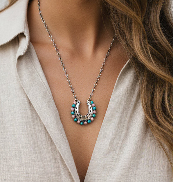 Horseshoe Necklace